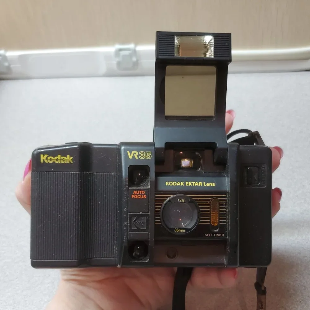 Kodak VR35 35mm Point-and-Shoot Film Camera, As Is (Strap needs Replacement)